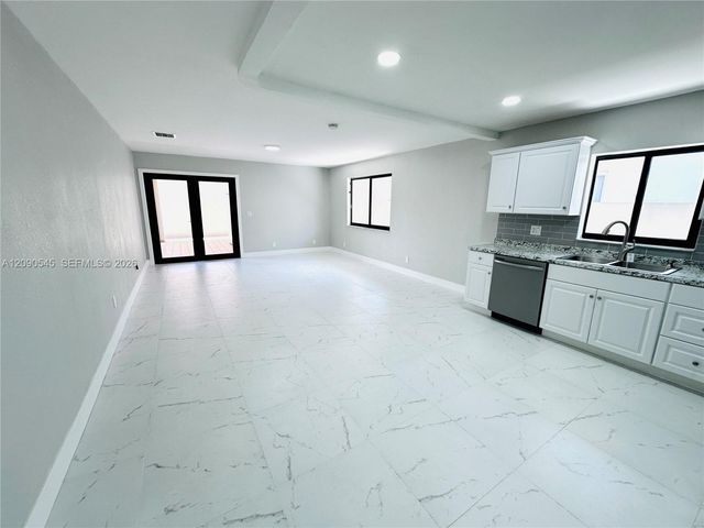 201 SW 40th Avenue, Miami, FL 33134