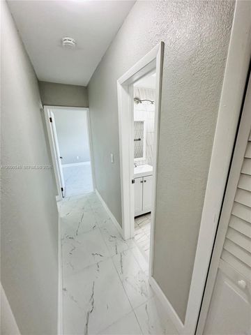 201 SW 40th Avenue, Miami, FL 33134
