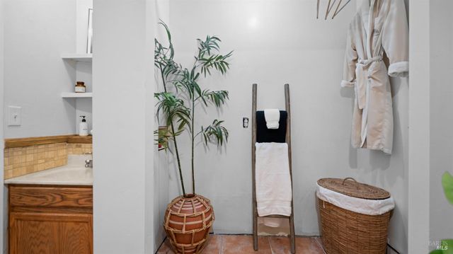 1229 Monte Vista Ct, Benicia, CA 94510