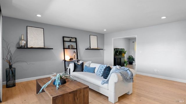 1229 Monte Vista Ct, Benicia, CA 94510