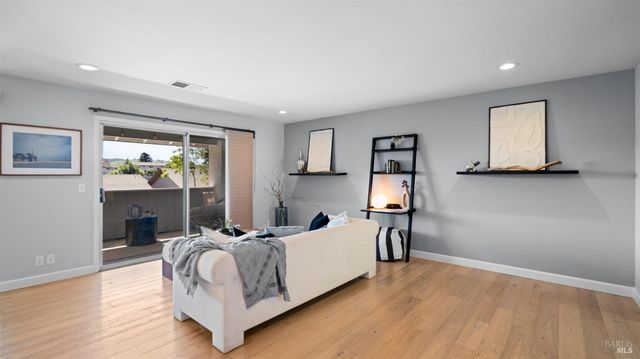 1229 Monte Vista Ct, Benicia, CA 94510