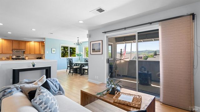 1229 Monte Vista Ct, Benicia, CA 94510