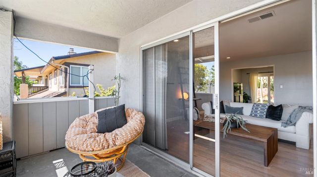 1229 Monte Vista Ct, Benicia, CA 94510