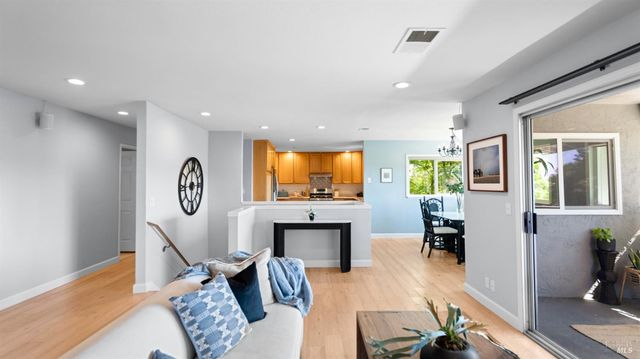 1229 Monte Vista Ct, Benicia, CA 94510