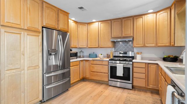 1229 Monte Vista Ct, Benicia, CA 94510