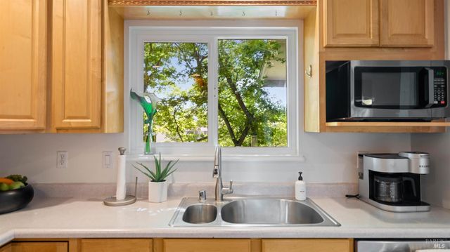 1229 Monte Vista Ct, Benicia, CA 94510