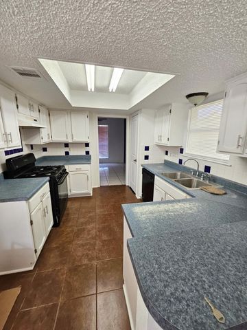 7206 Navidad Road, Houston, TX 77083