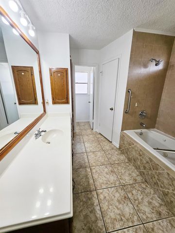 7206 Navidad Road, Houston, TX 77083