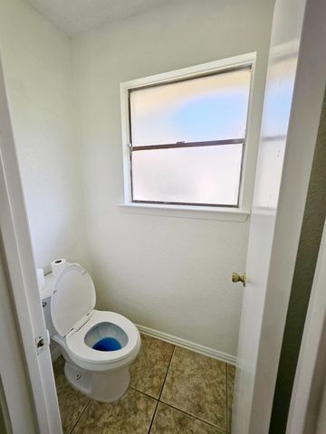 7206 Navidad Road, Houston, TX 77083