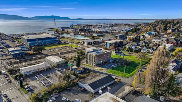 1310 G Street, Bellingham, WA 98225
