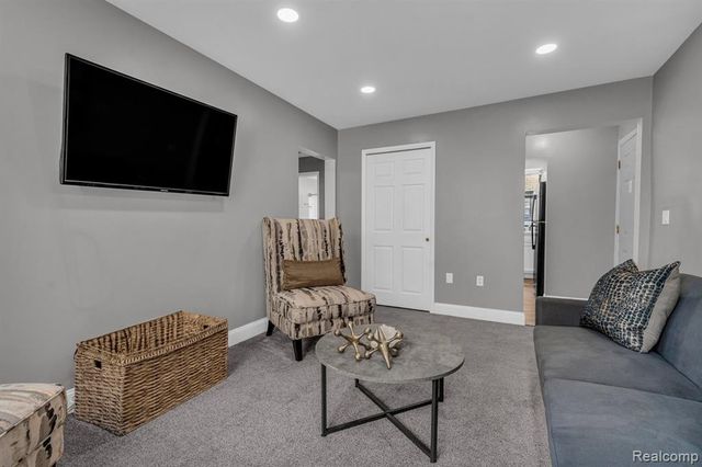 120 Seward Street 303, Detroit, MI 48202