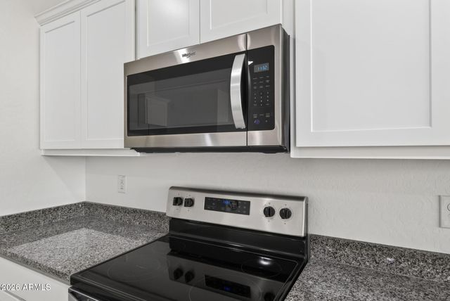 2432 W Shanley Avenue, Apache Junction, AZ 85120