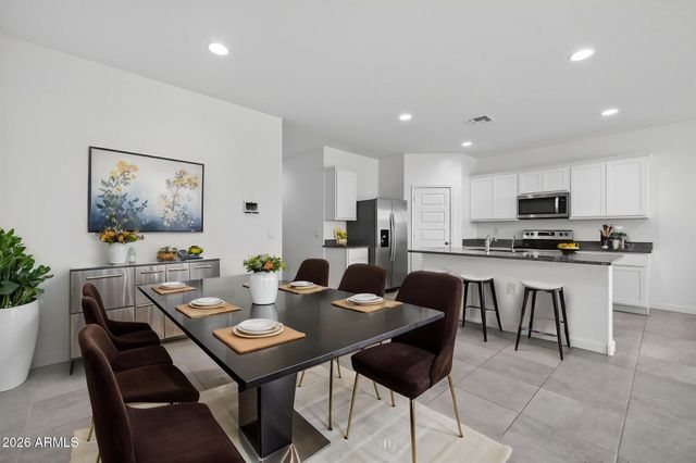 2432 W Shanley Avenue, Apache Junction, AZ 85120