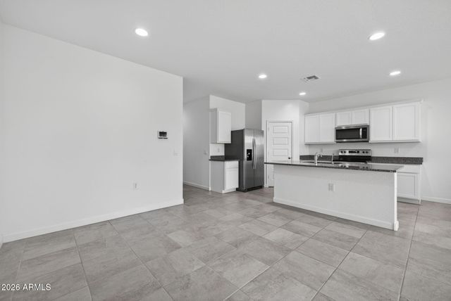 2432 W Shanley Avenue, Apache Junction, AZ 85120