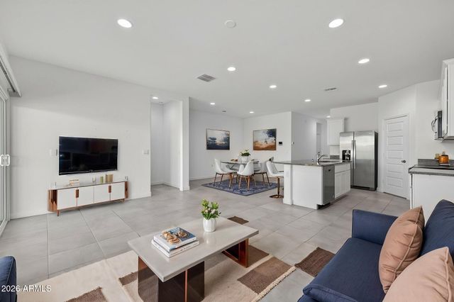 2432 W Shanley Avenue, Apache Junction, AZ 85120