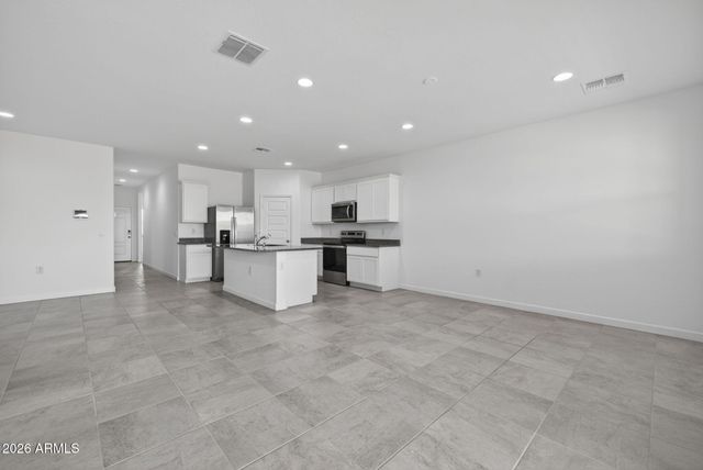2432 W Shanley Avenue, Apache Junction, AZ 85120