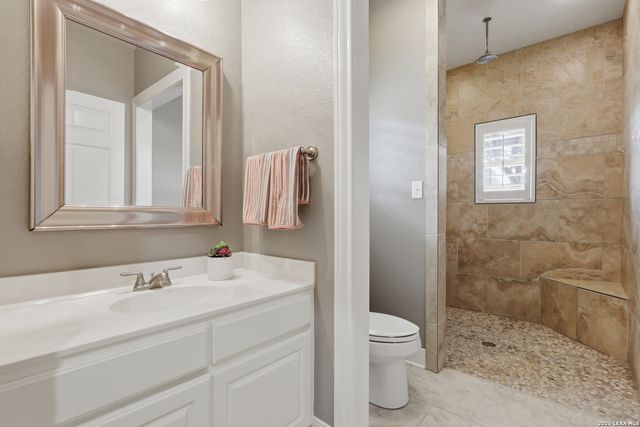 1821 SPLIT MTN, Canyon Lake, TX 78133