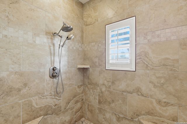 1821 SPLIT MTN, Canyon Lake, TX 78133