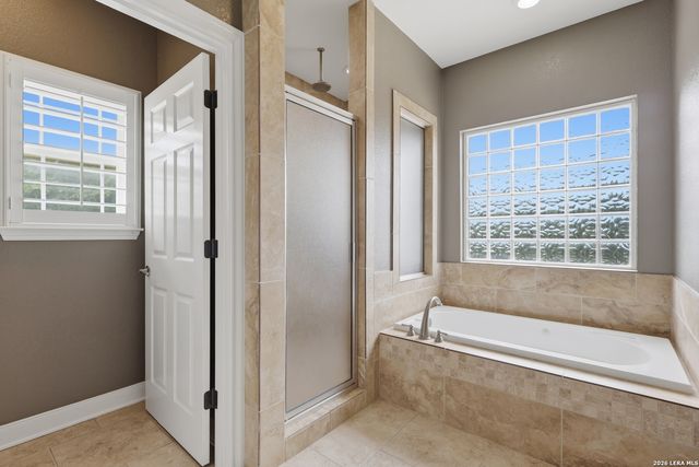 1821 SPLIT MTN, Canyon Lake, TX 78133