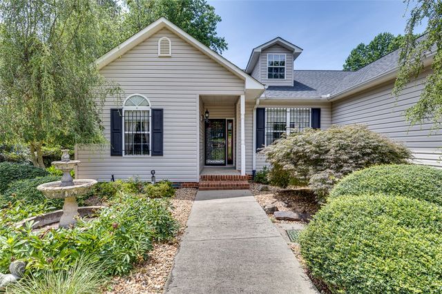 402 Holly Ridge Drive, Anderson, SC 29621