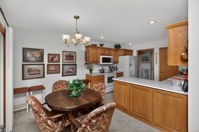 842 Lindsay Court SW, Altoona, IA 50009