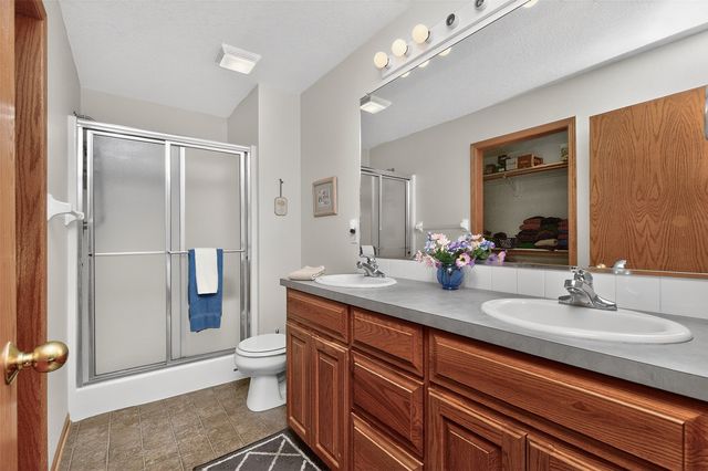 842 Lindsay Court SW, Altoona, IA 50009