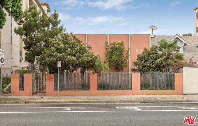1611 Venice Boulevard, Los Angeles, CA 90006