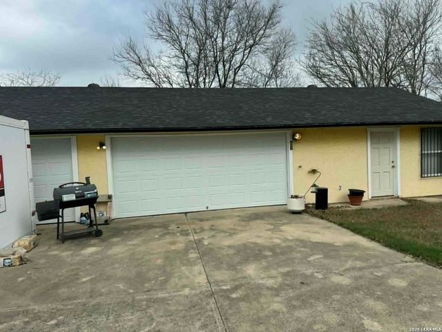 15431 Rosa Trl, San Antonio, TX 78253