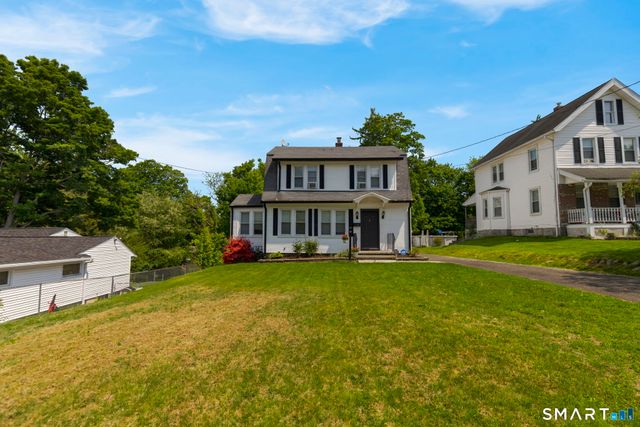 24 Pleasant Avenue, Naugatuck, CT 06770