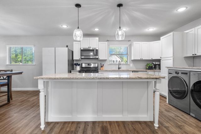 316 W 3rd Street, Justin, TX 76247