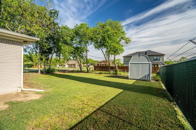 316 W 3rd Street, Justin, TX 76247