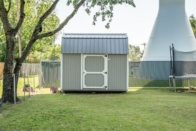 316 W 3rd Street, Justin, TX 76247