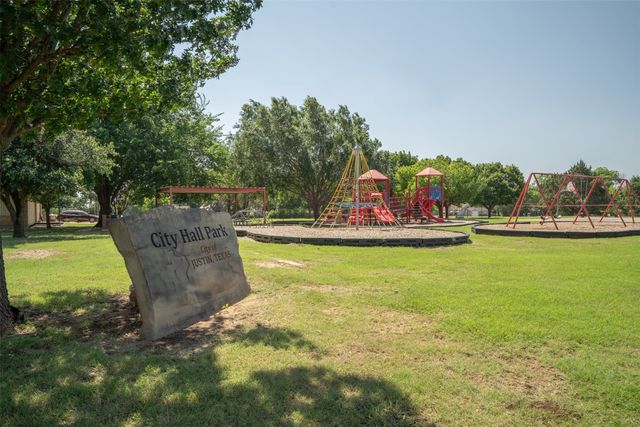 316 W 3rd Street, Justin, TX 76247