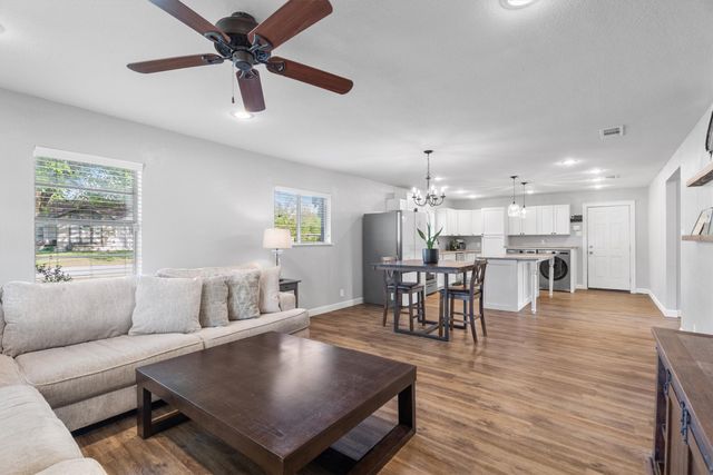 316 W 3rd Street, Justin, TX 76247