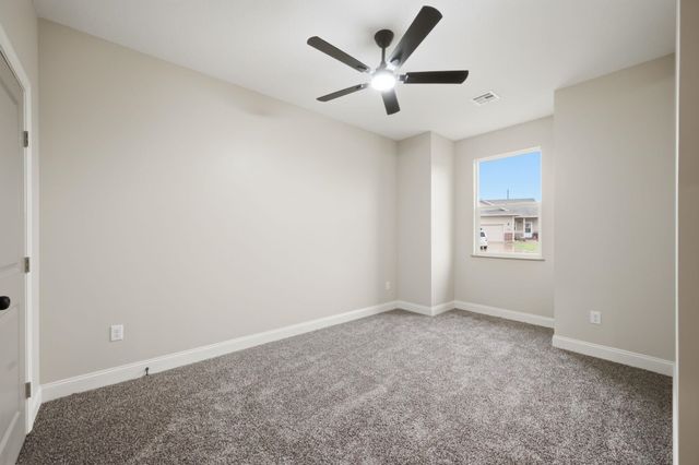 731 N Wakefield Ave, Valley Center, KS 67147