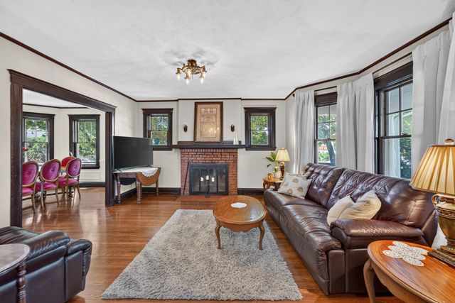 580 Highland Avenue, Needham, MA 02494