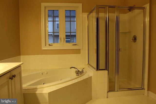 1503 REGENT MANOR CT, Silver Spring, MD 20904