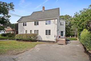 25 Stockholm Ave, Rockport, MA 01966