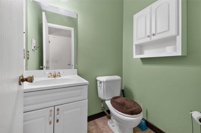 15661 Cumberland Street, Riverview, MI 48193