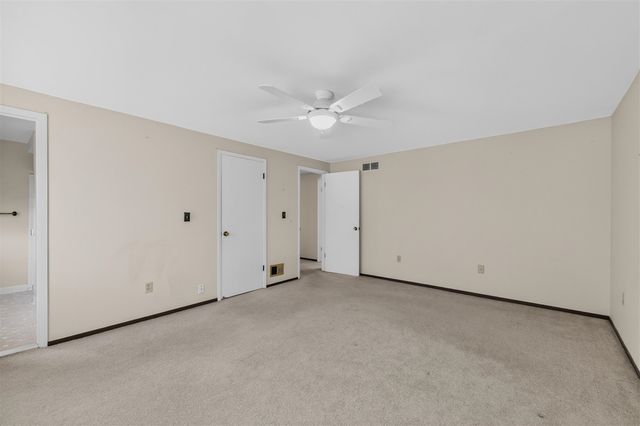 15661 Cumberland Street, Riverview, MI 48193