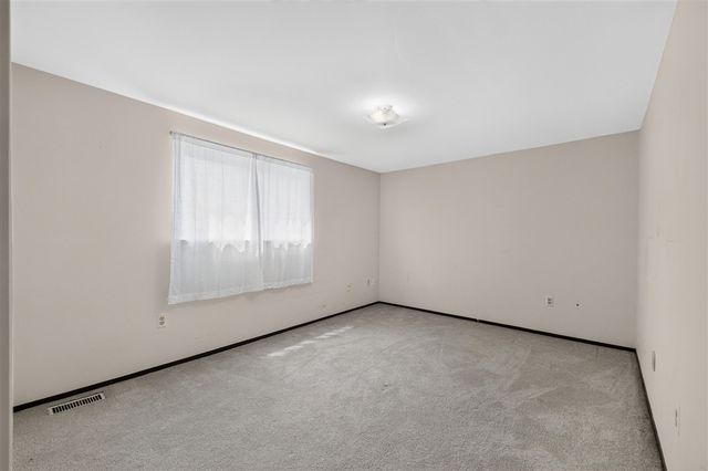 15661 Cumberland Street, Riverview, MI 48193