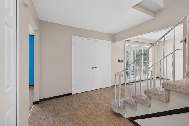 15661 Cumberland Street, Riverview, MI 48193