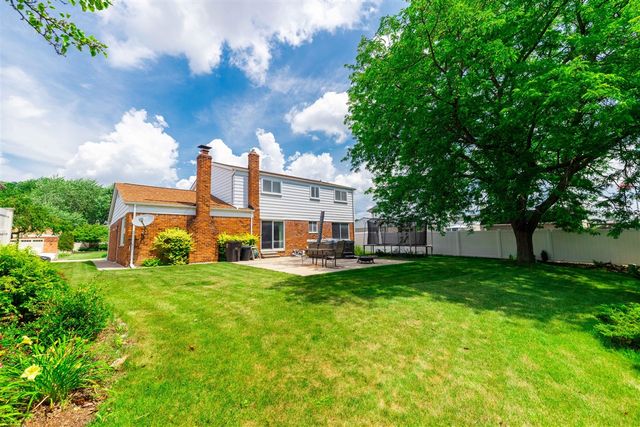 15661 Cumberland Street, Riverview, MI 48193
