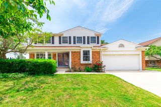 15661 Cumberland Street, Riverview, MI 48193