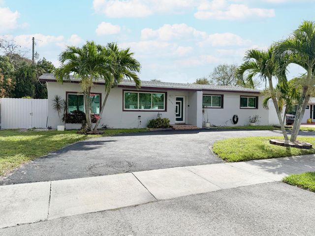 19731 NW 4th Avenue, Miami Gardens, FL 33169