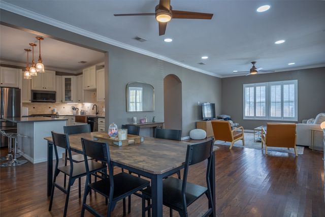 1004 Moreland Avenue, Dallas, TX 75204