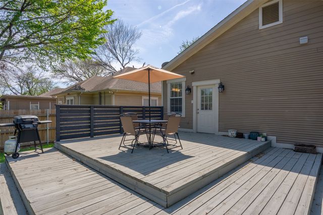 1004 Moreland Avenue, Dallas, TX 75204