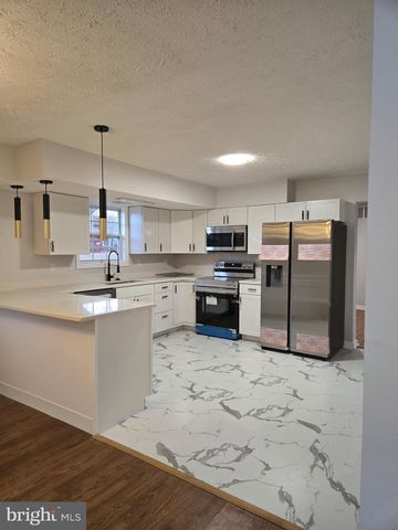 732 NARROWLEAF DR, Upper Marlboro, MD 20774