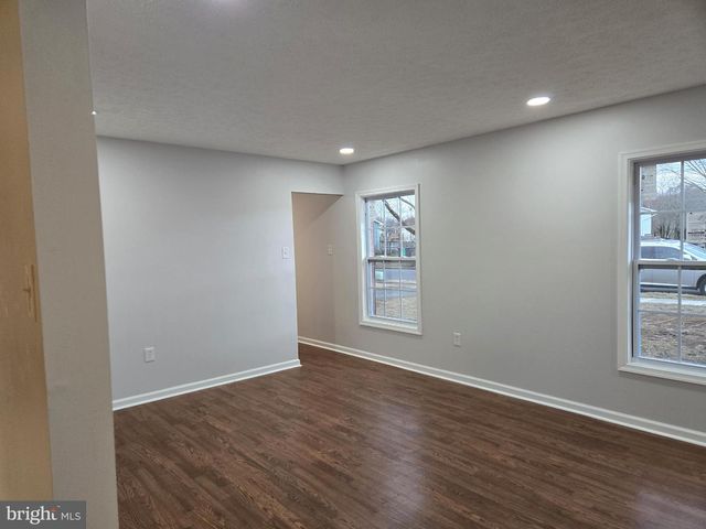 732 NARROWLEAF DR, Upper Marlboro, MD 20774