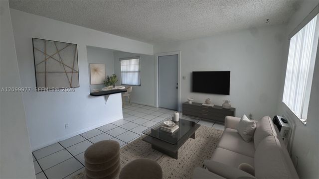 2829 Van Buren St 207, Hollywood, FL 33020